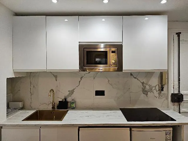 Apartment Entier, 2 *